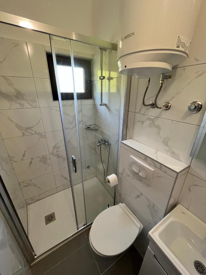 Apartmani Sekana สตารีกราด-ปาเคลนีซา ภายนอก รูปภาพ