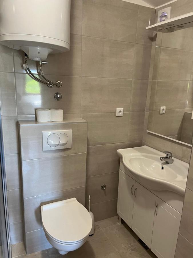 Apartmani Sekana สตารีกราด-ปาเคลนีซา ภายนอก รูปภาพ